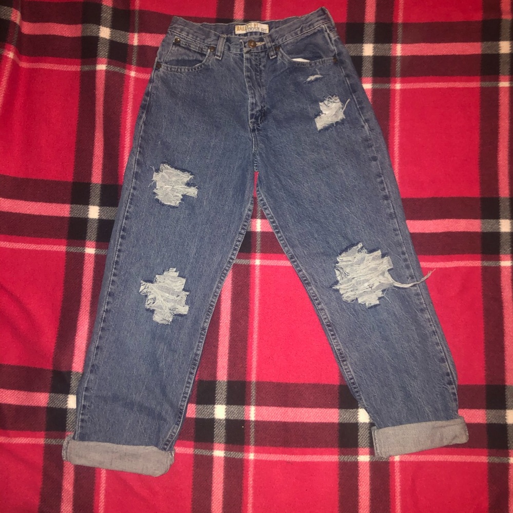 ✨Hand Distressed Jeans ✨